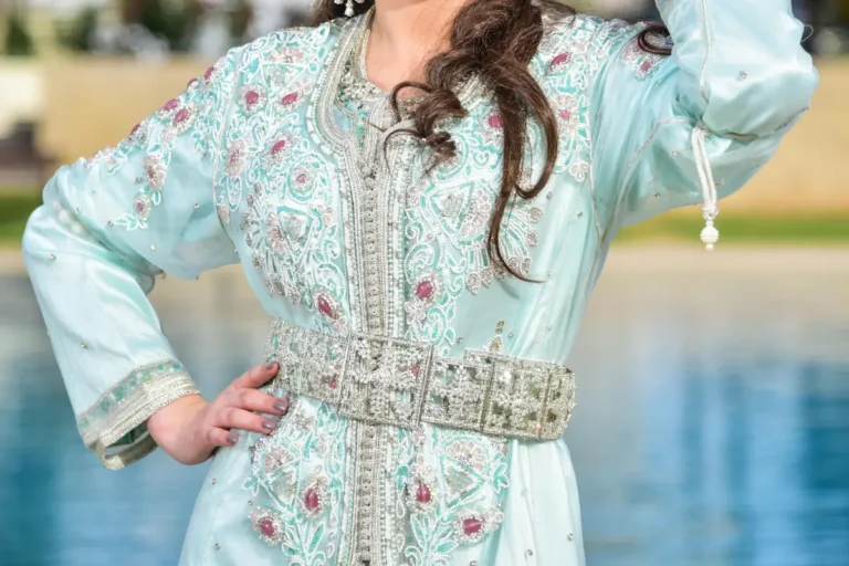 Moroccan Takchita